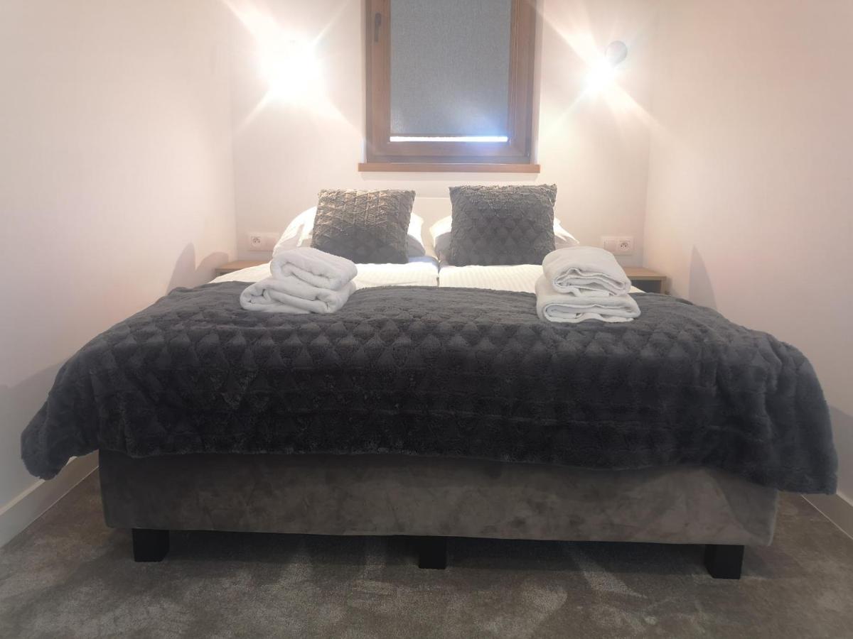 Prywatny Apartament W Hotelu C8 - 365Pam ซาร์บินโนโว ภายนอก รูปภาพ